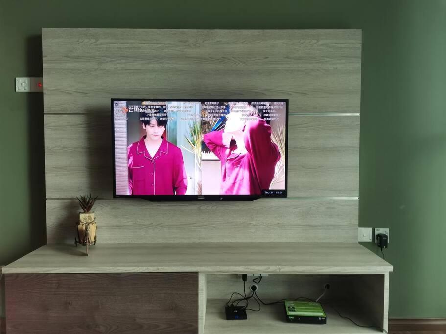 Teo Resident 2 Vivacity Jazz Suite 4 Kuching Exteriör bild