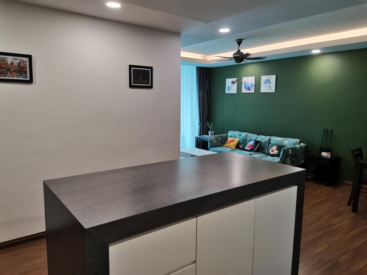 Teo Resident 2 Vivacity Jazz Suite 4 Kuching Exteriör bild